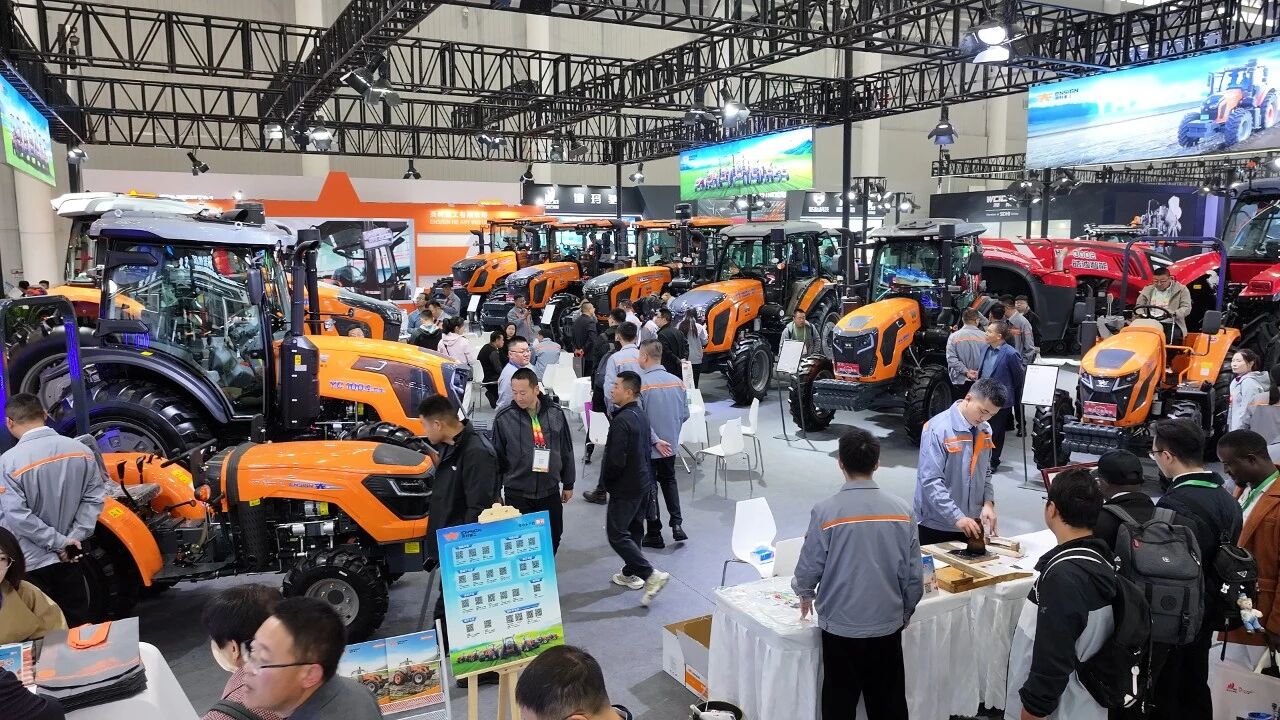 收官捷报!英轩重工亮相武汉农机盛会 订单口碑双丰收