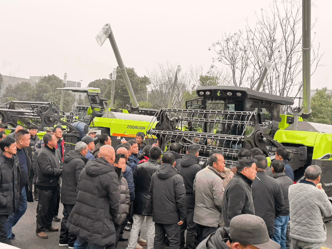 實(shí)力爆款 信賴之選！中聯(lián)重科PL80?S收割機(jī)引爆熱銷潮